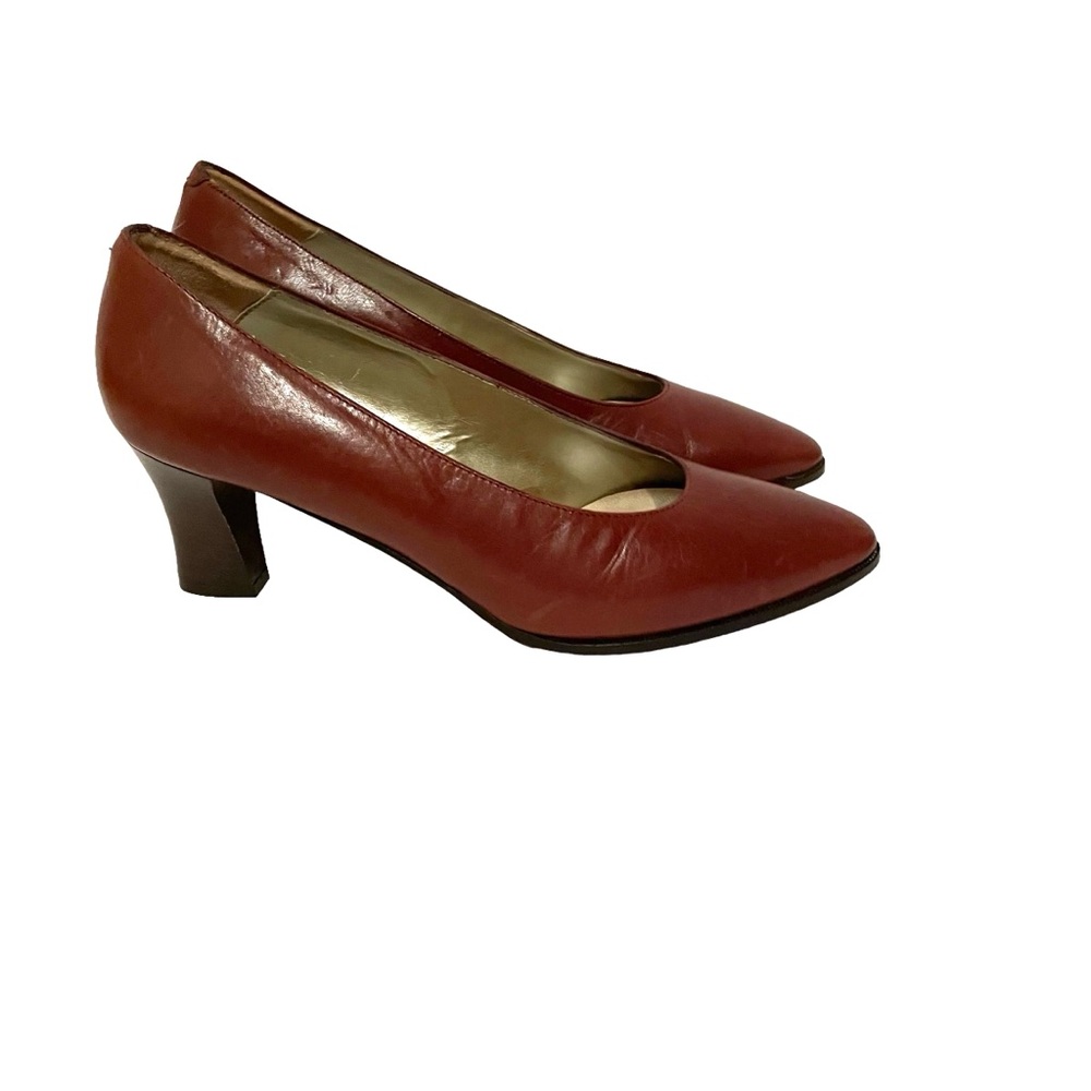 Saks Fifth Avenue Beautiful Brown Leather Pumps Size 6 1/2 B tag still on bottom - Picture 3 of 7